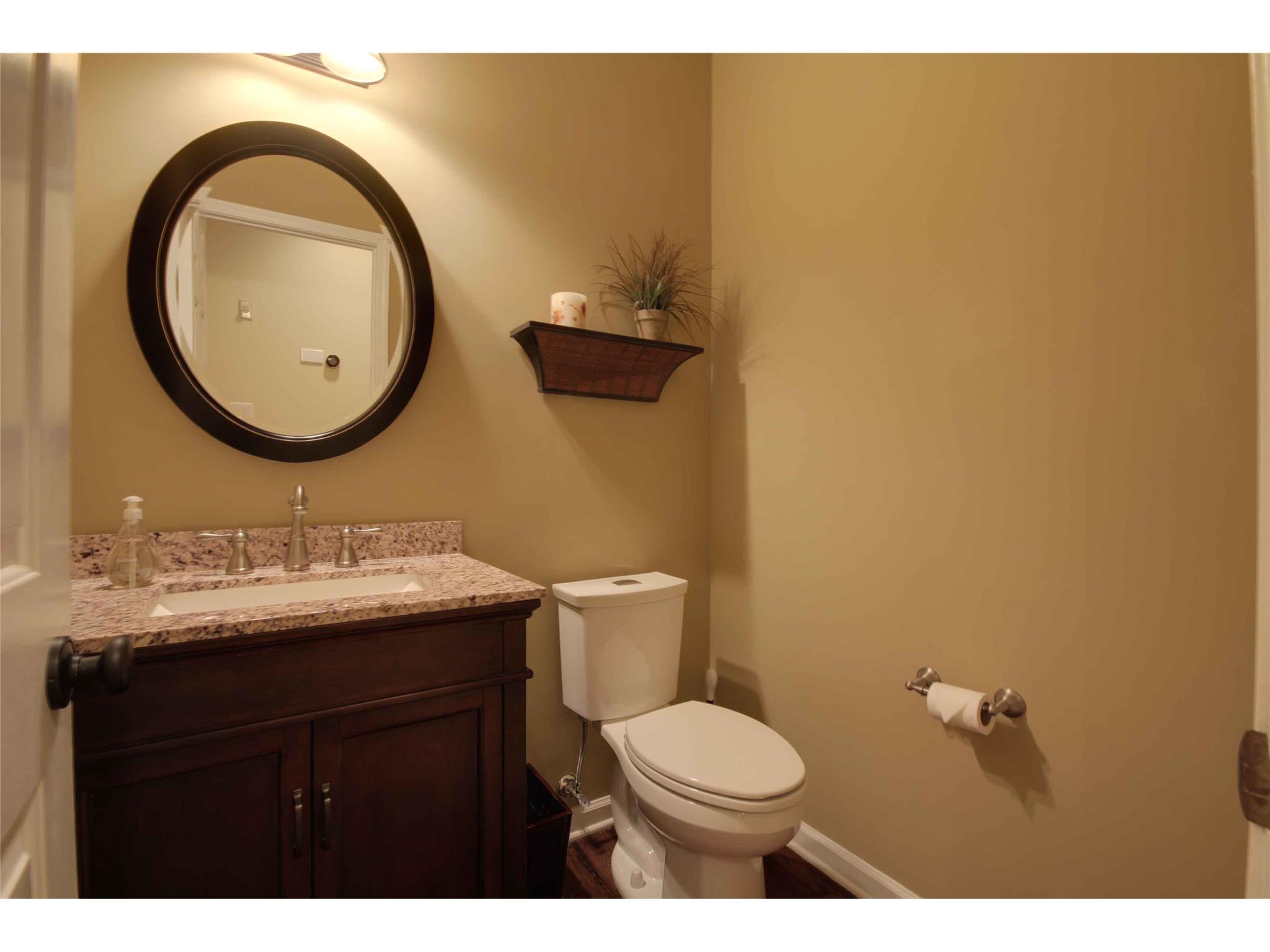 3715 Harts Ct, Atlanta, GA 30341 photo 12