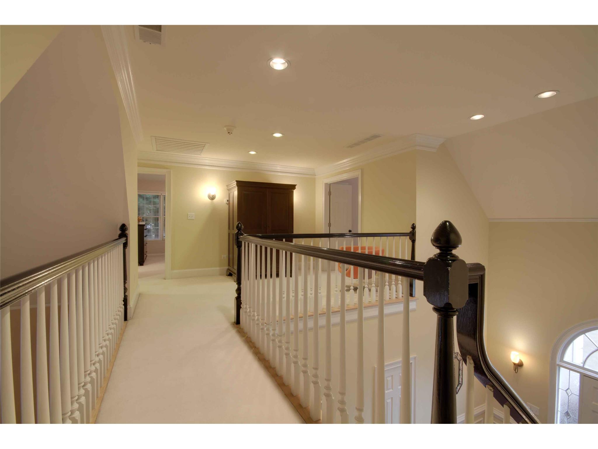 3715 Harts Ct, Atlanta, GA 30341 photo 18