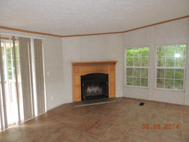 147 Hardy Dr, Gray, GA 31032 photo 4