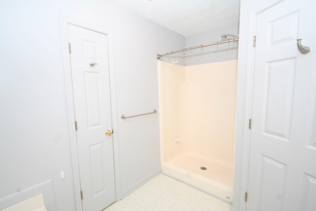 1651 Plunketts Rd, Buford, GA 30519 photo 10