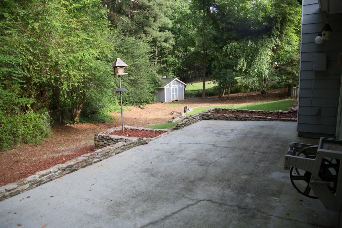 1651 Plunketts Rd, Buford, GA 30519 photo 15