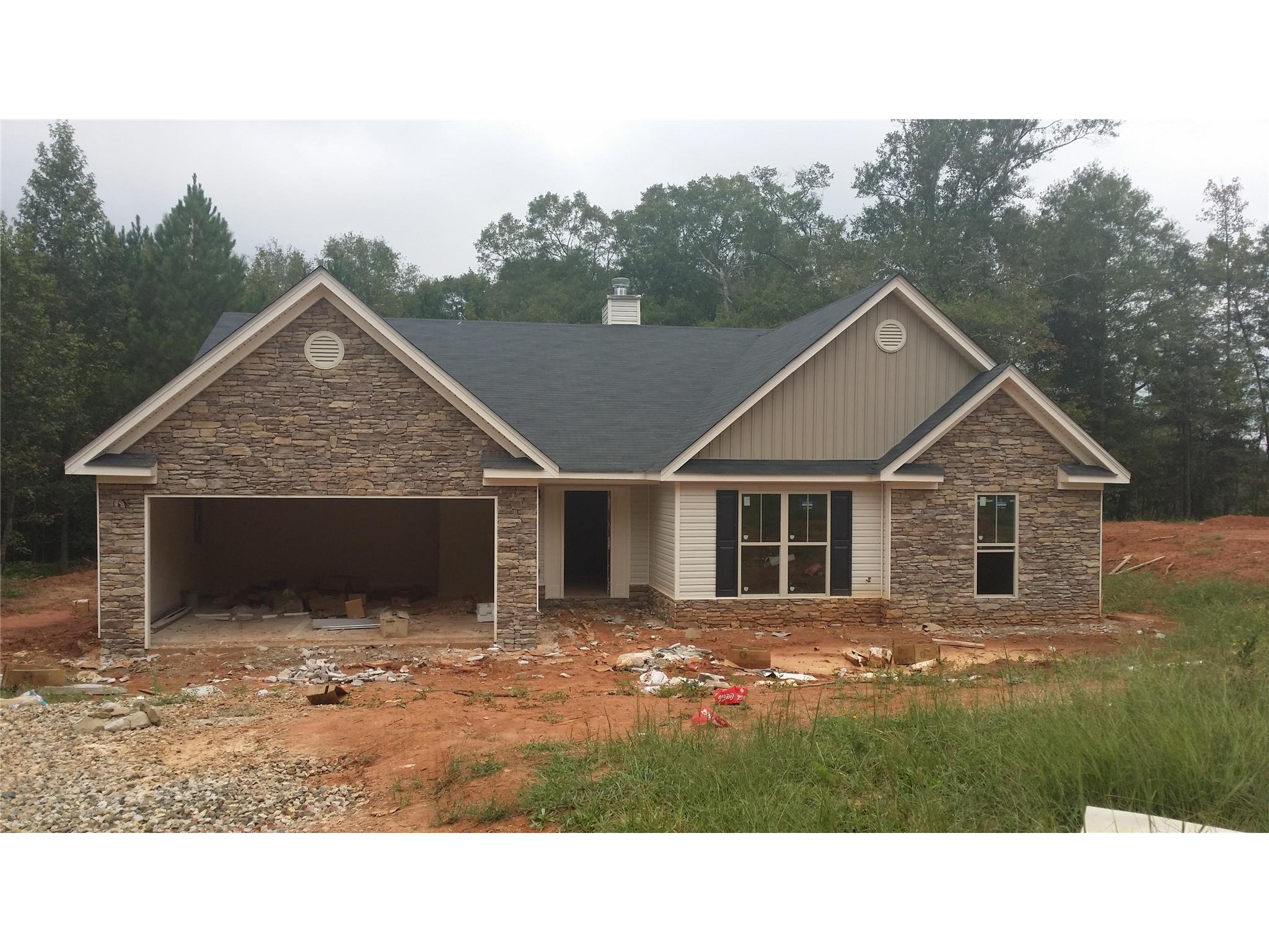 1922 Paynes Pt, Winder, GA 30680 photo 1