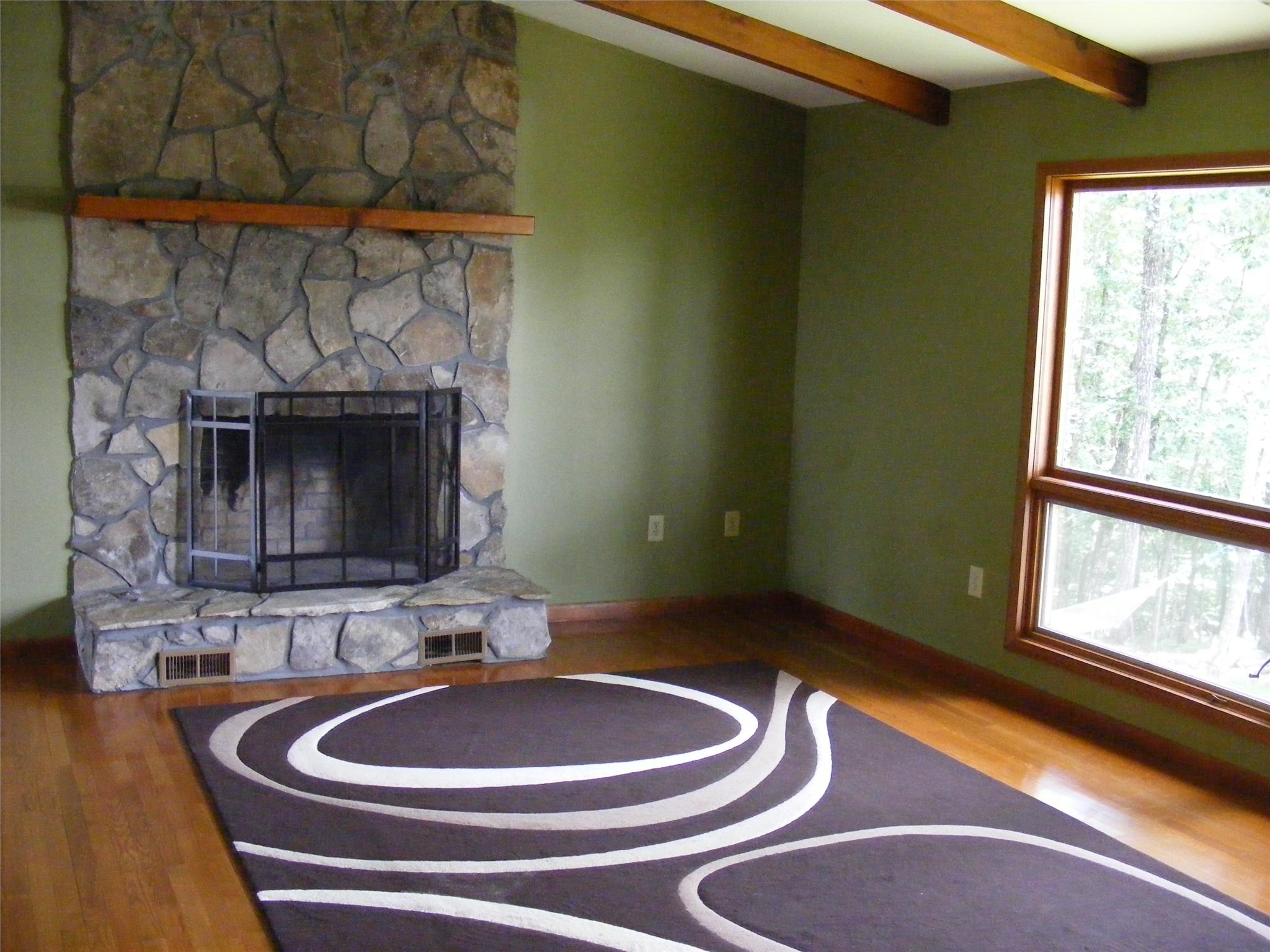 392 Cobblestone Ln, Demorest, GA 30535 photo 2