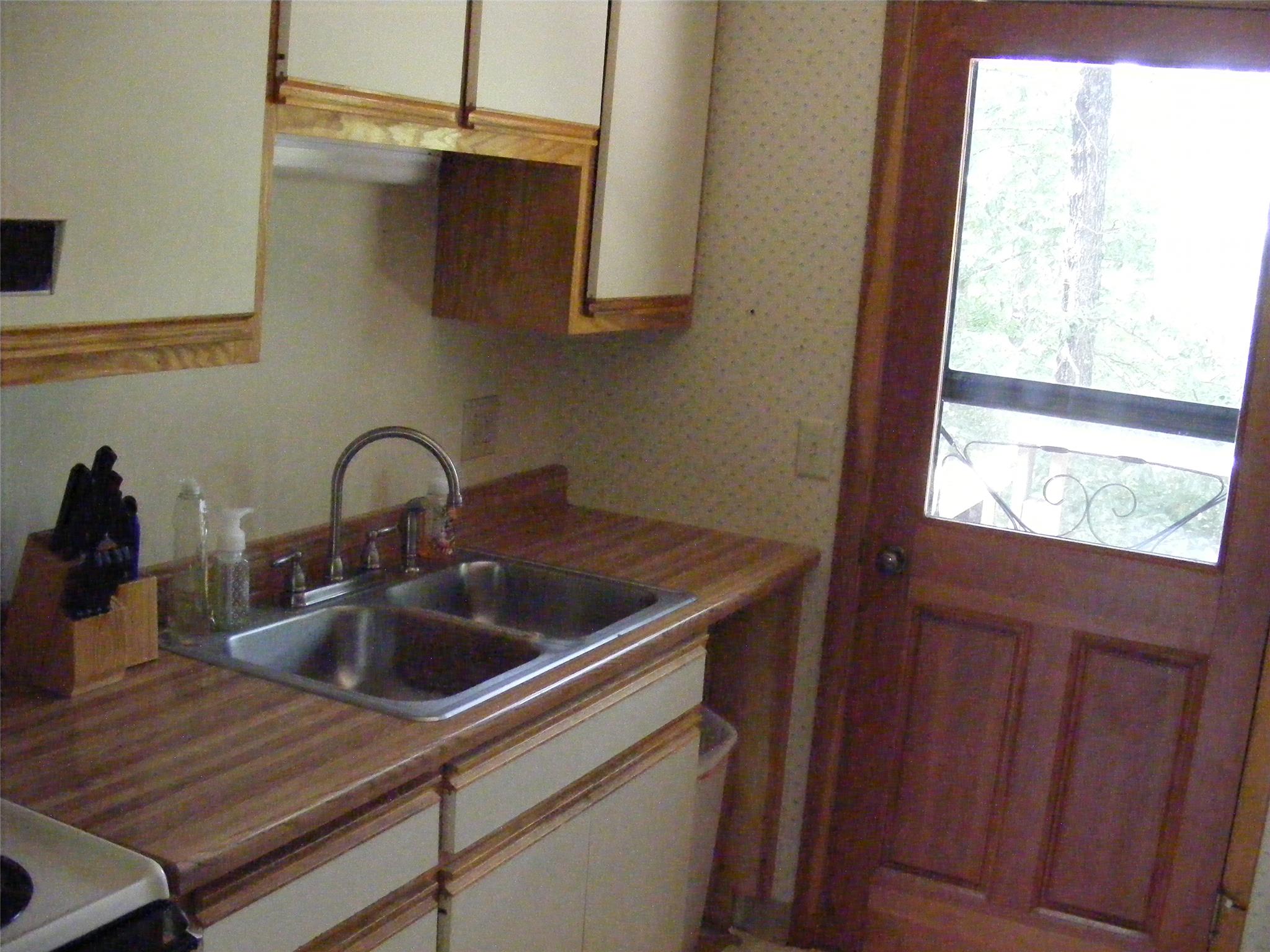 392 Cobblestone Ln, Demorest, GA 30535 photo 9