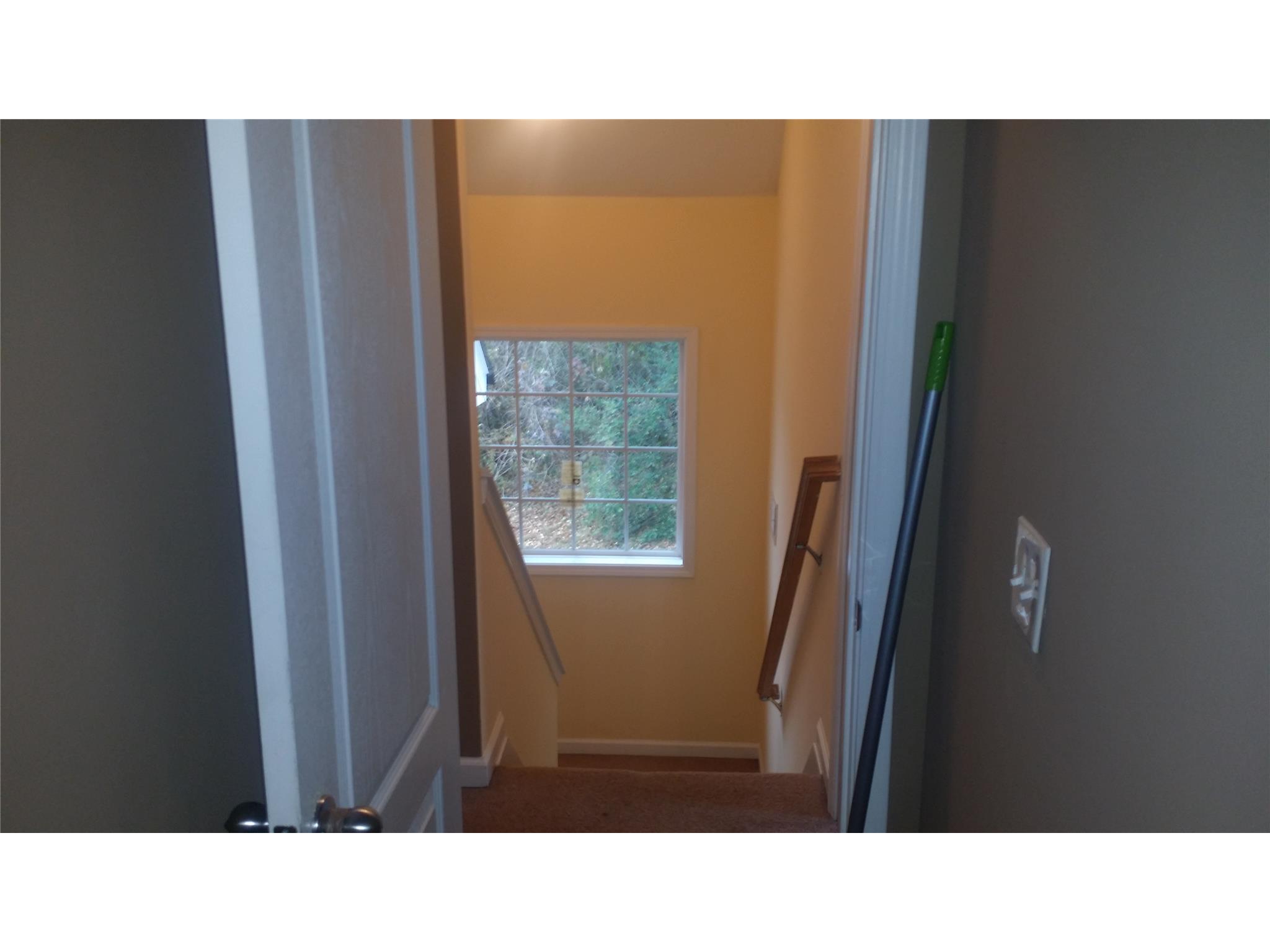 860 Betsy Ross Trl, Hampton, GA 30228 photo 4