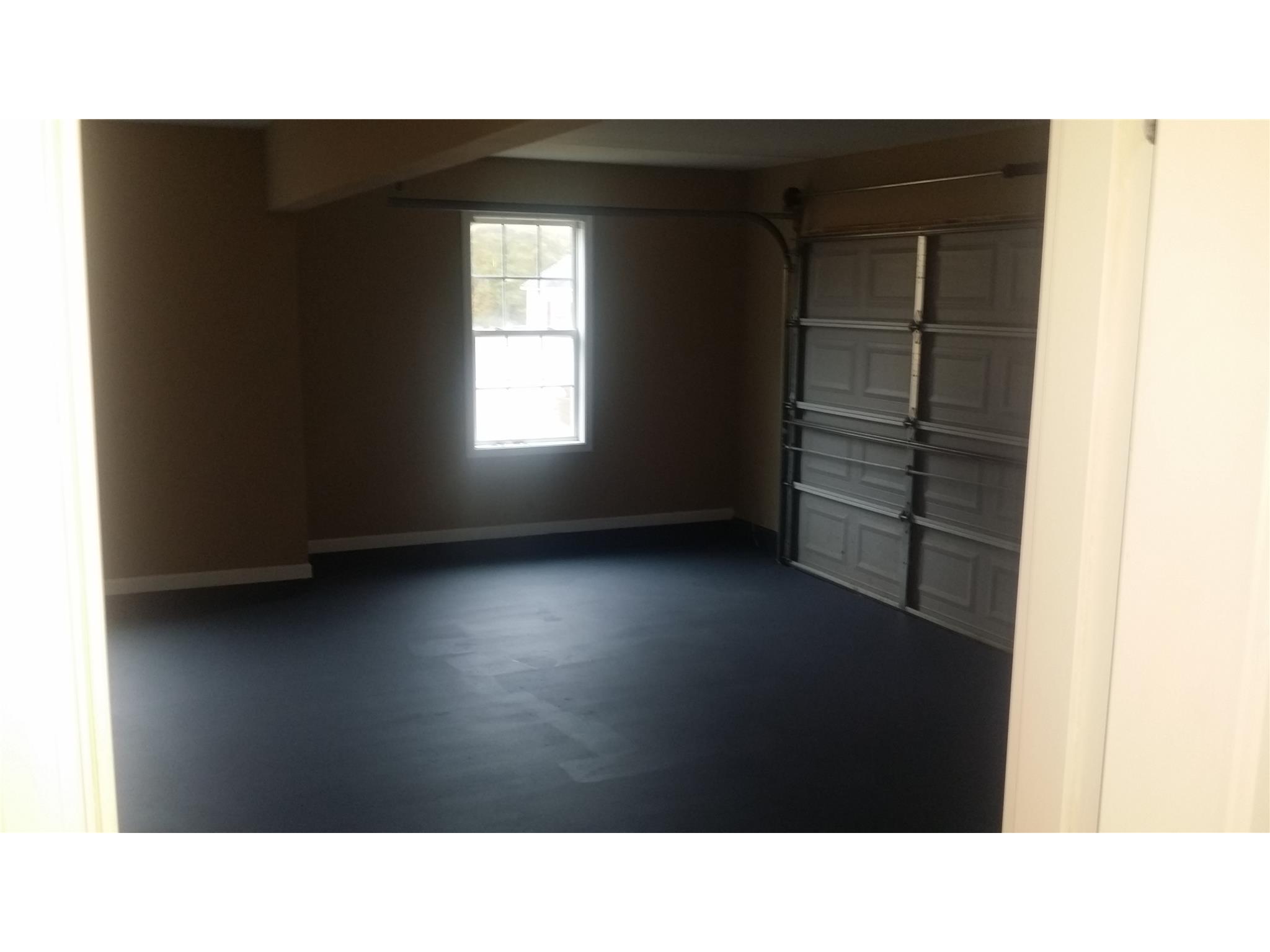 860 Betsy Ross Trl, Hampton, GA 30228 photo 9