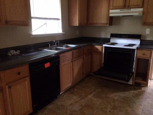 6035 Deerfield Ct, Morrow, GA 30260 photo 4