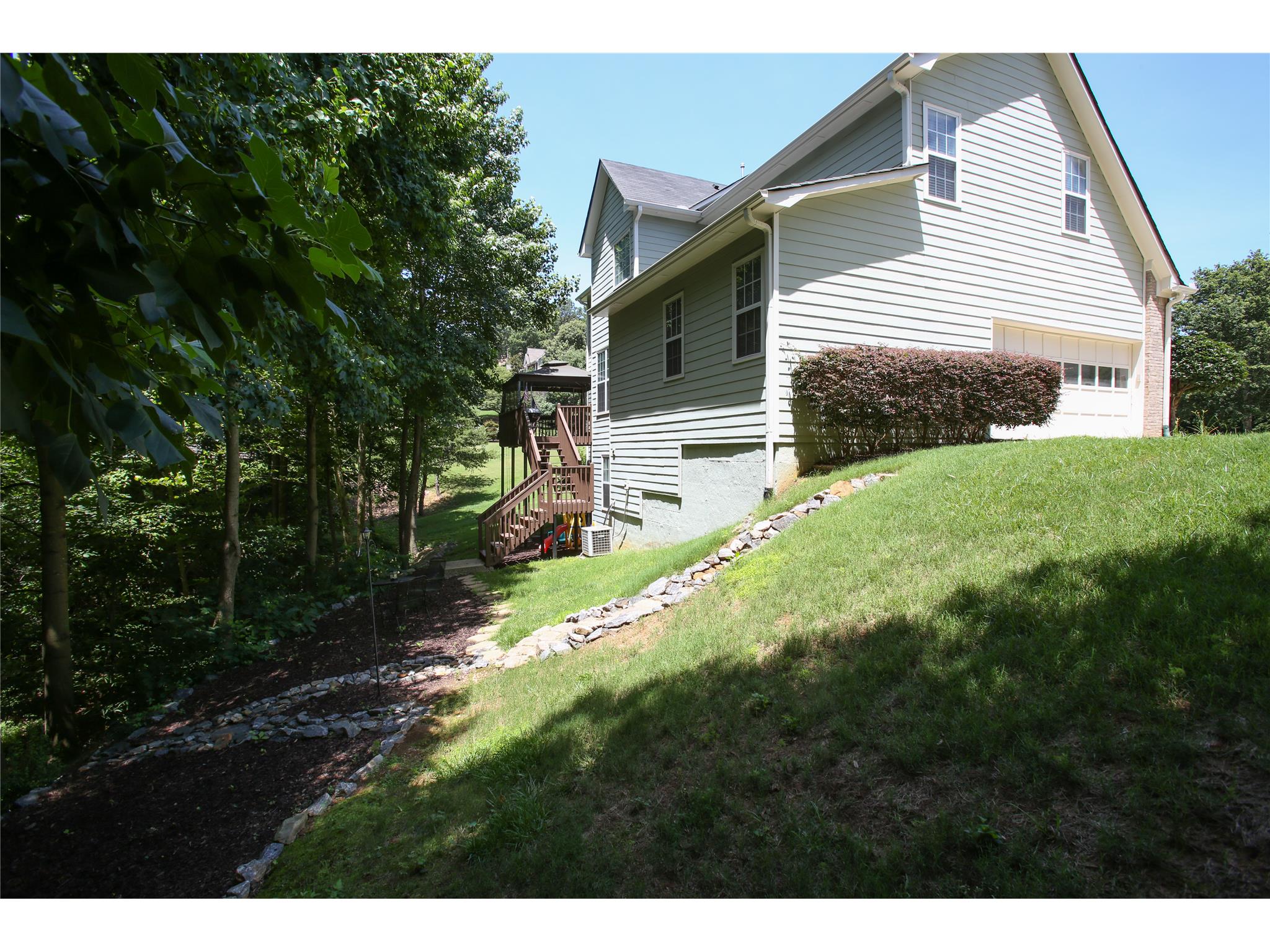 365 Ruby Forest Pkwy, Suwanee, GA 30024 photo 21