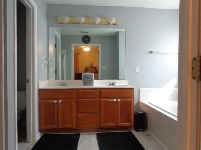 3259 Roundfield Cir, Duluth, GA 30096 photo 13