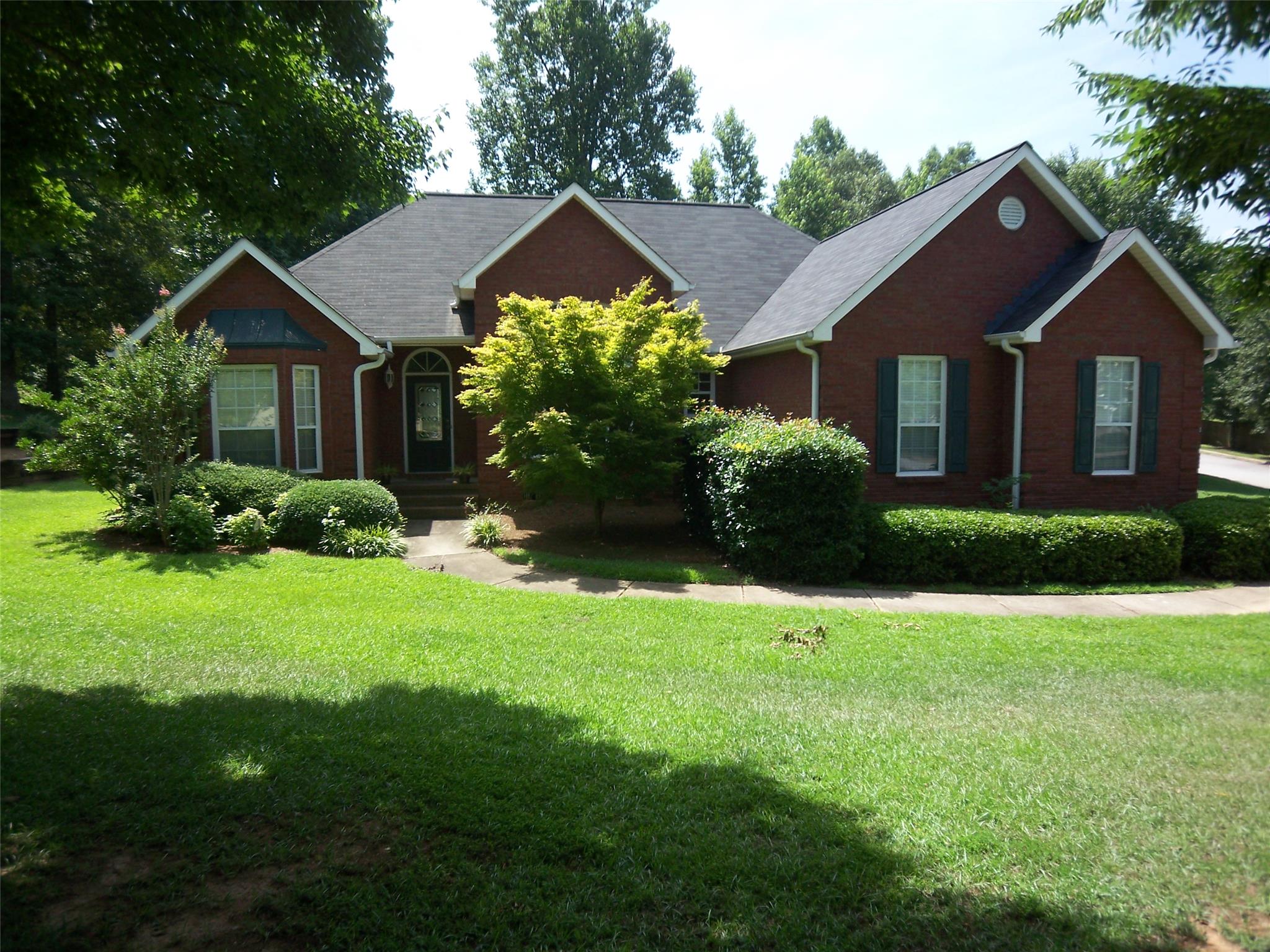 140 Shoreline Way, Hampton, GA 30228 photo 1