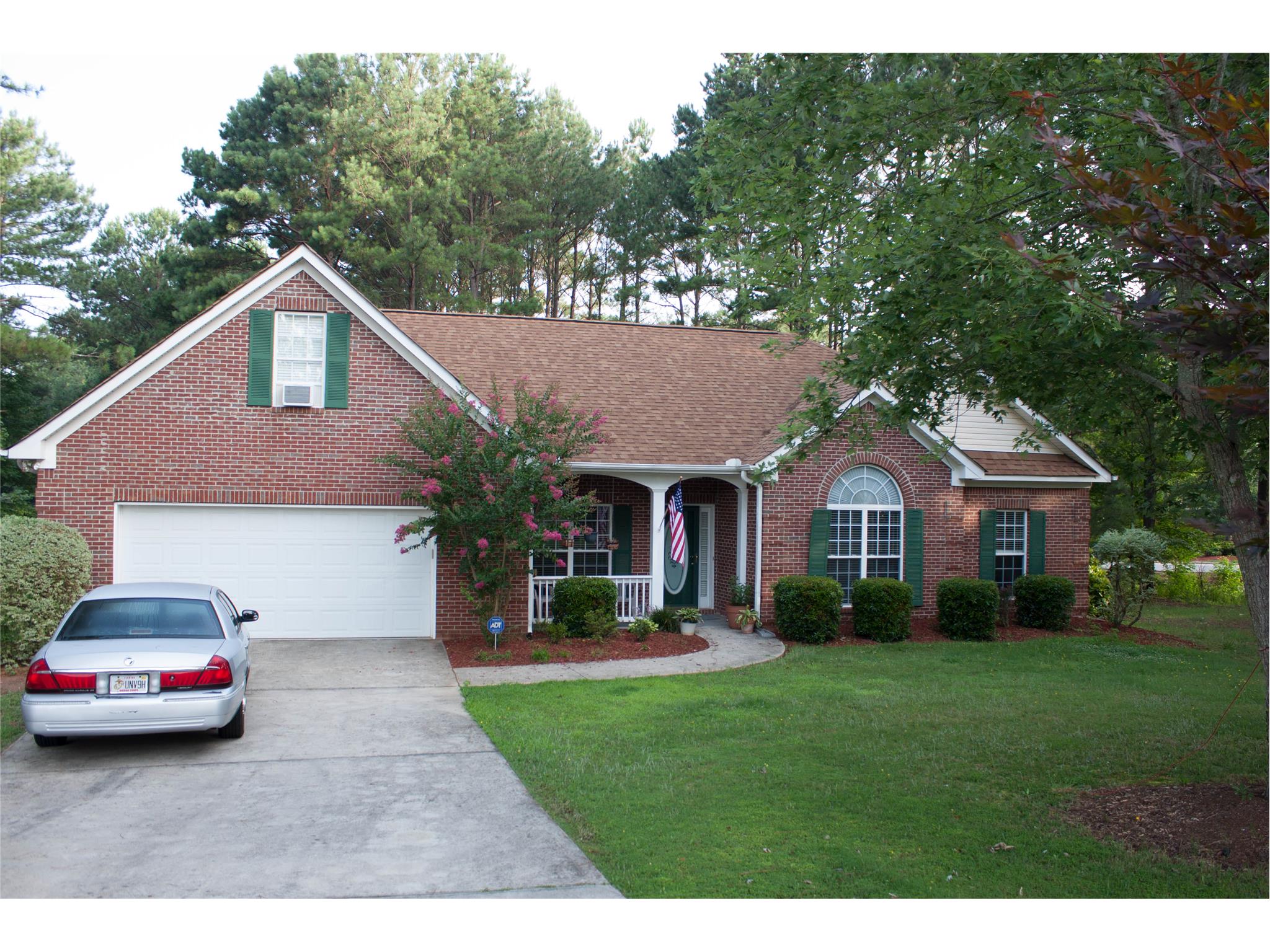 10735 Togwatee Trl, Hampton, GA 30228 photo 1