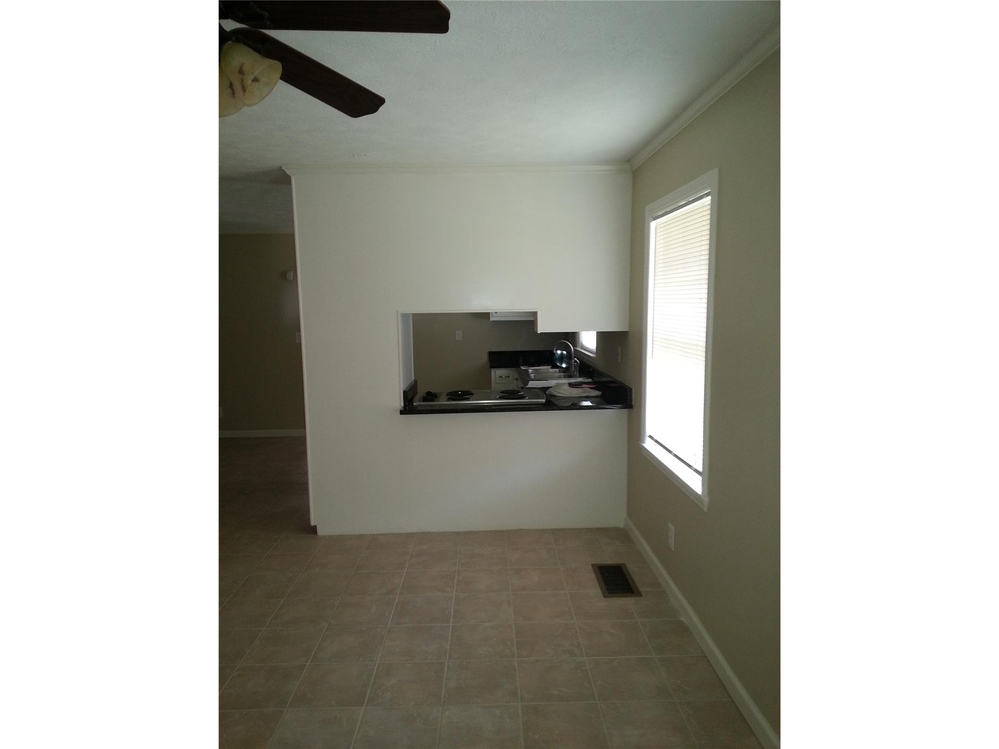 6543 Randall Mark Dr, Morrow, GA 30260 photo 15