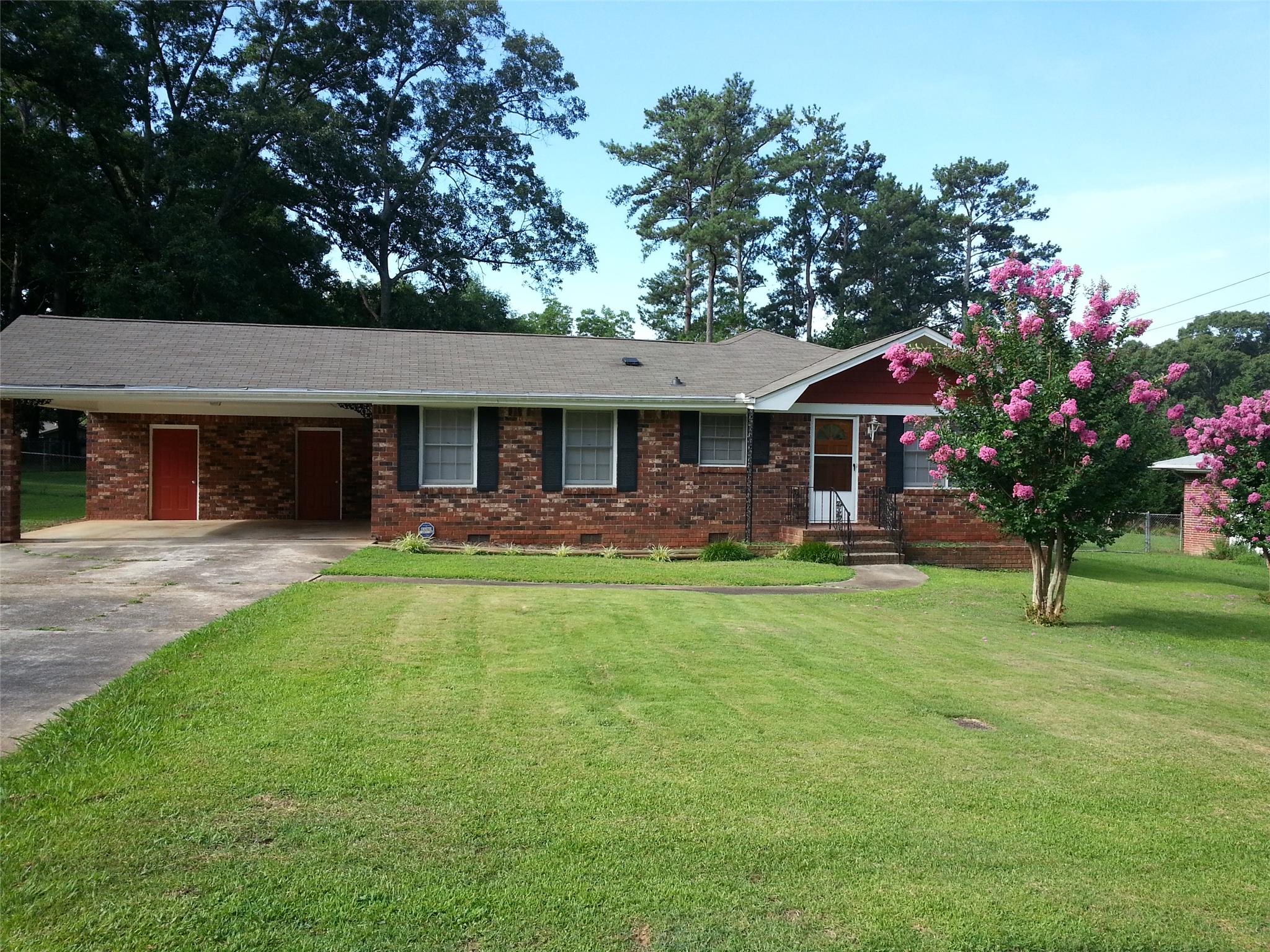 6543 Randall Mark Dr, Morrow, GA 30260 photo 2