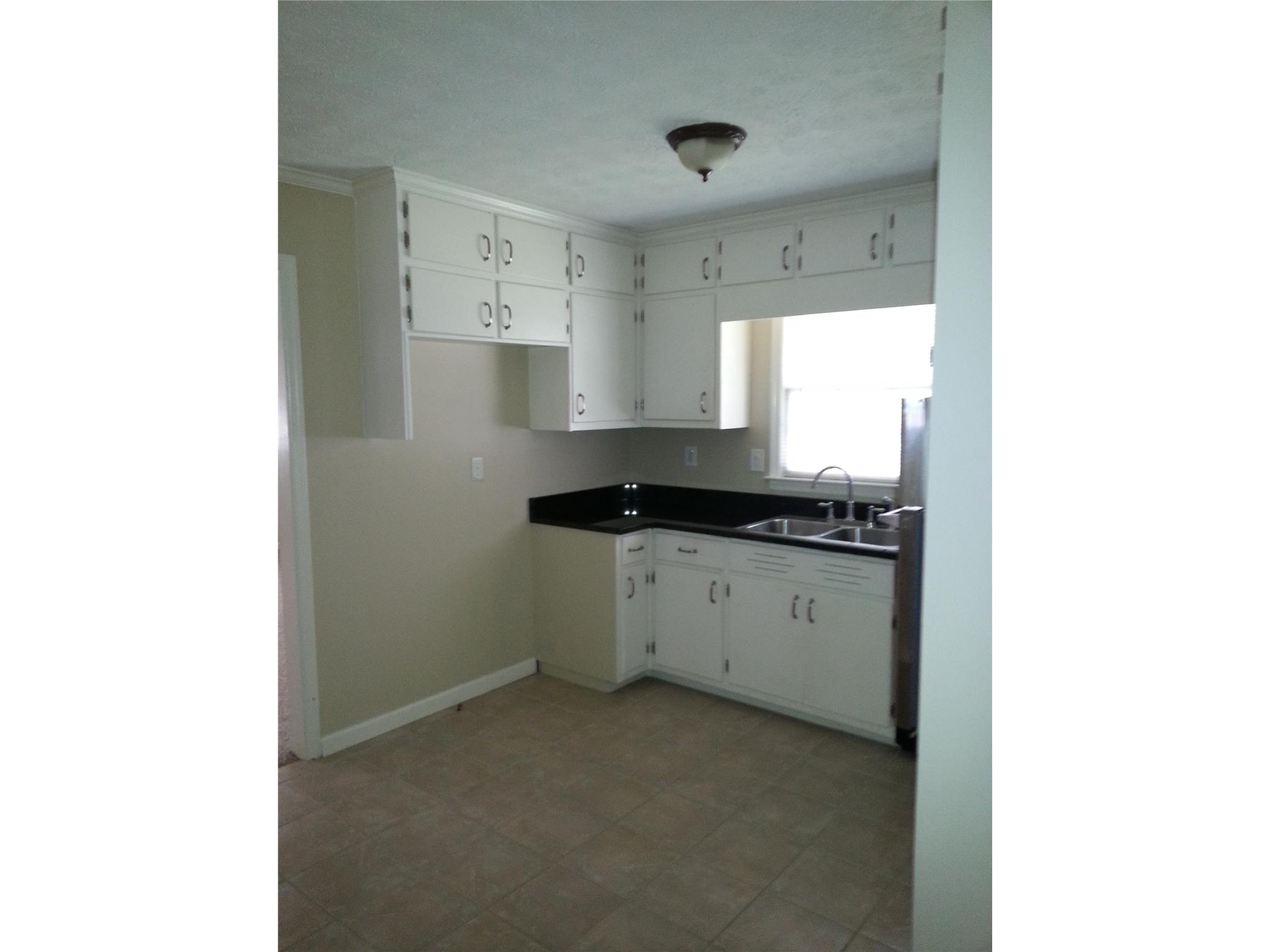 6543 Randall Mark Dr, Morrow, GA 30260 photo 12