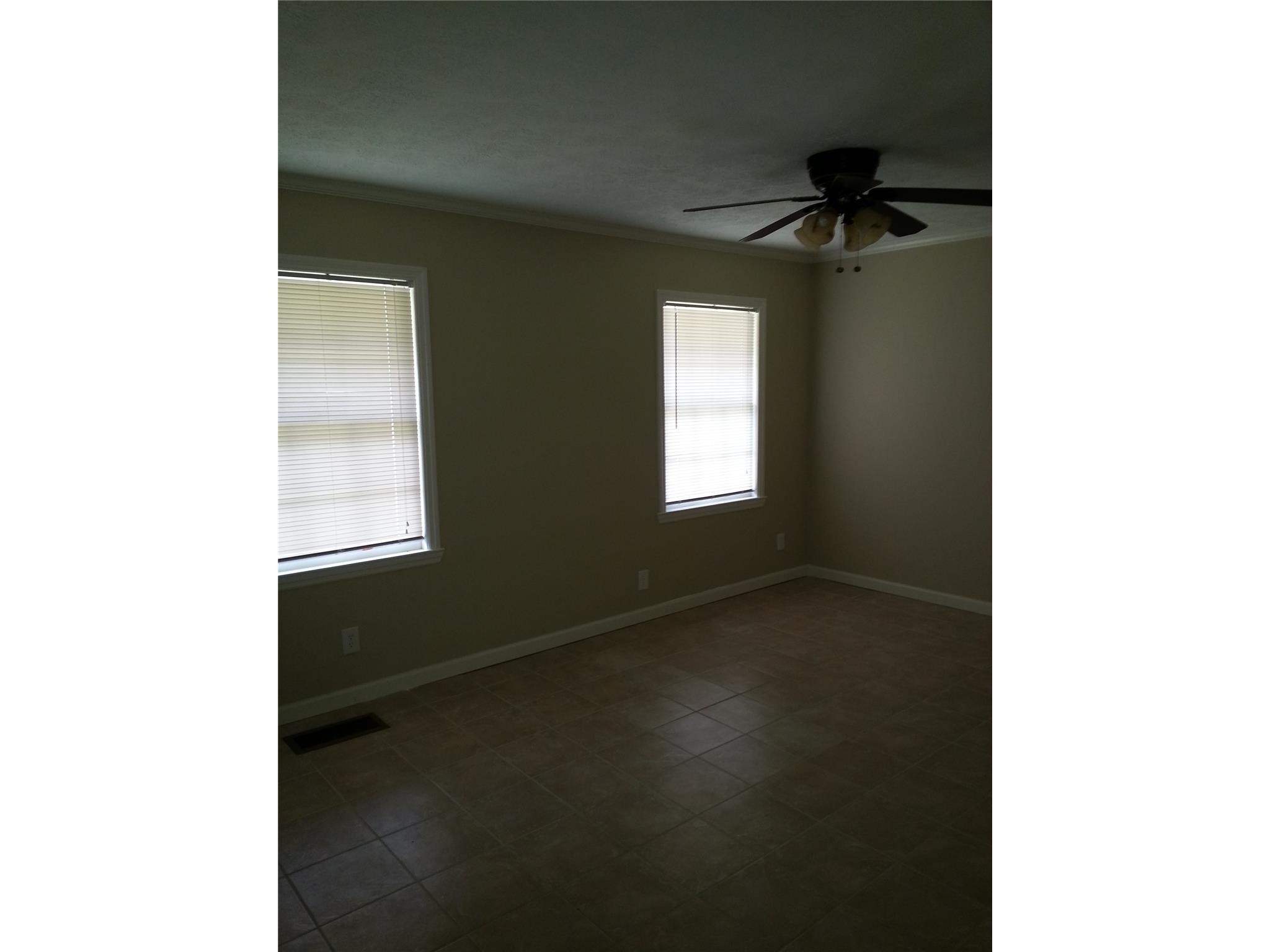 6543 Randall Mark Dr, Morrow, GA 30260 photo 17