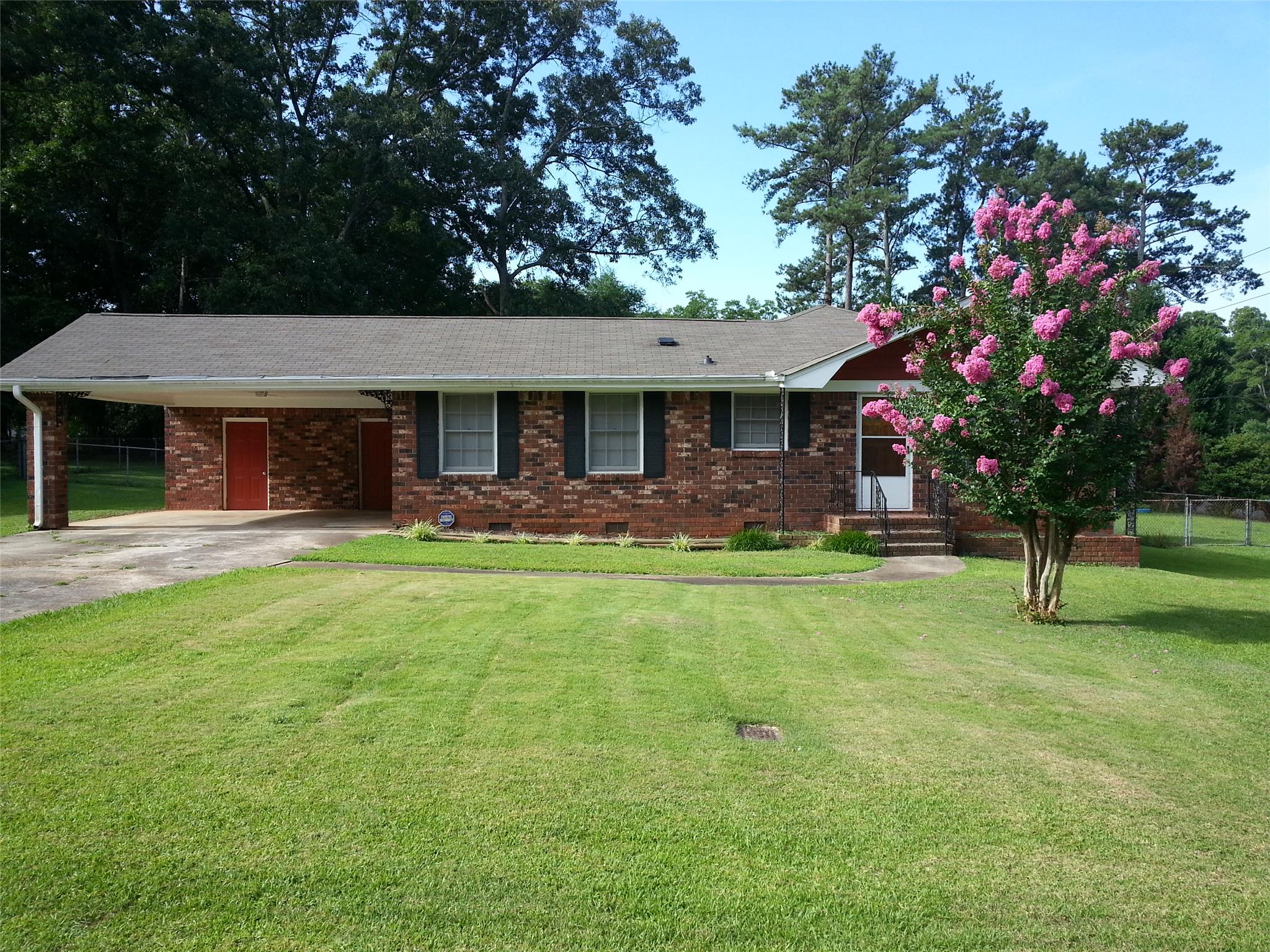 6543 Randall Mark Dr, Morrow, GA 30260 photo 1