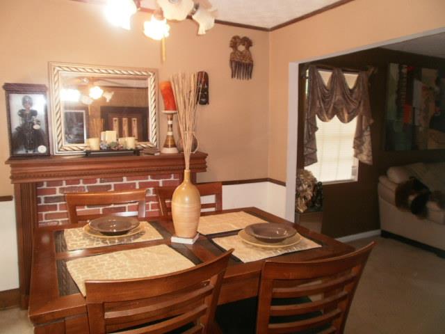 6629 Cambridge Dr, Rex, GA 30273 photo 5