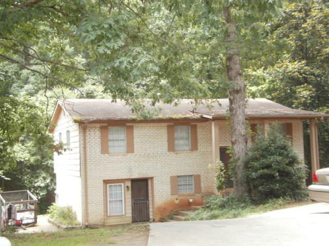 6629 Cambridge Dr, Rex, GA 30273 photo 1