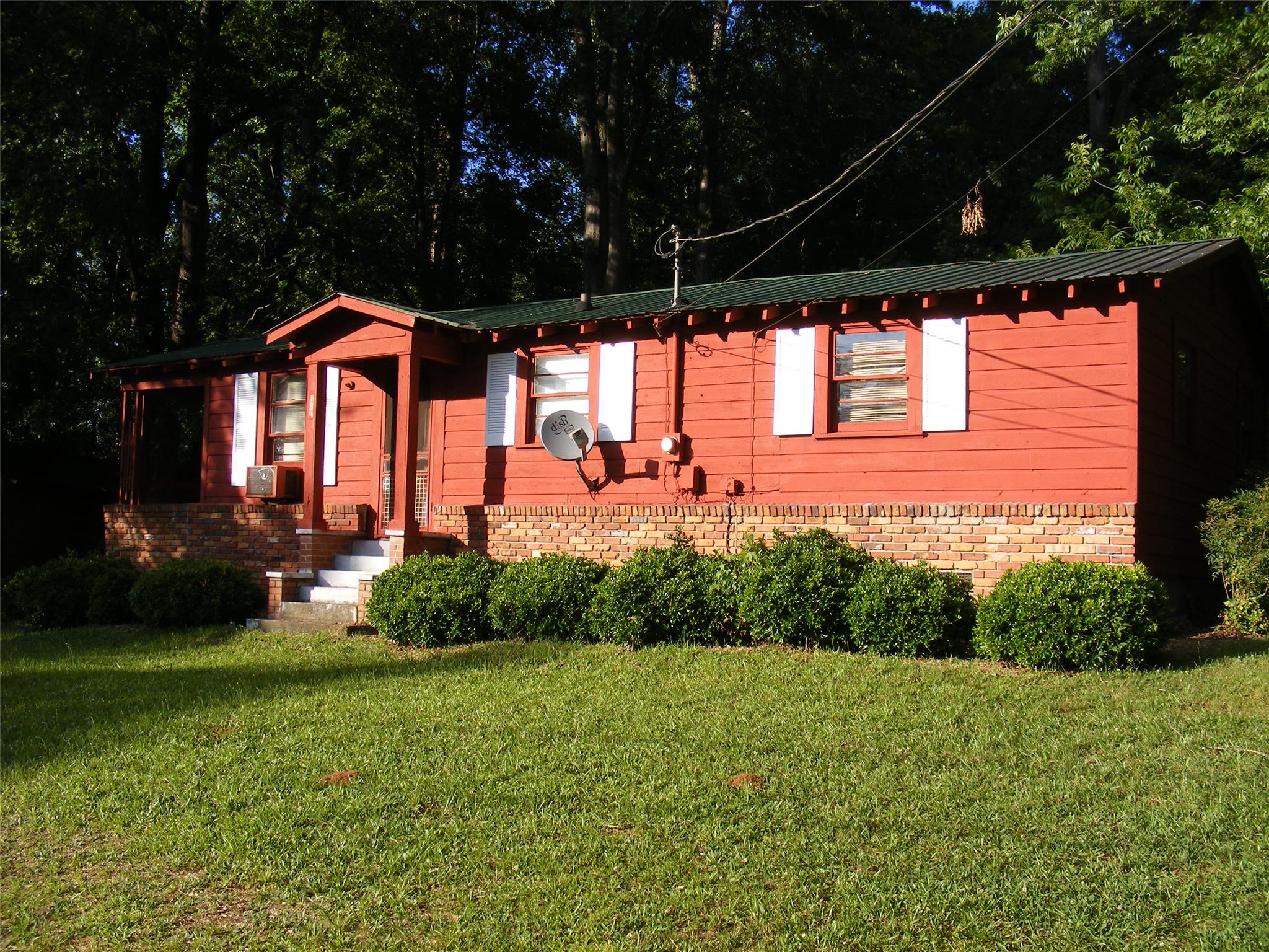 199 Morgan St, Toccoa, GA 30577 photo 1