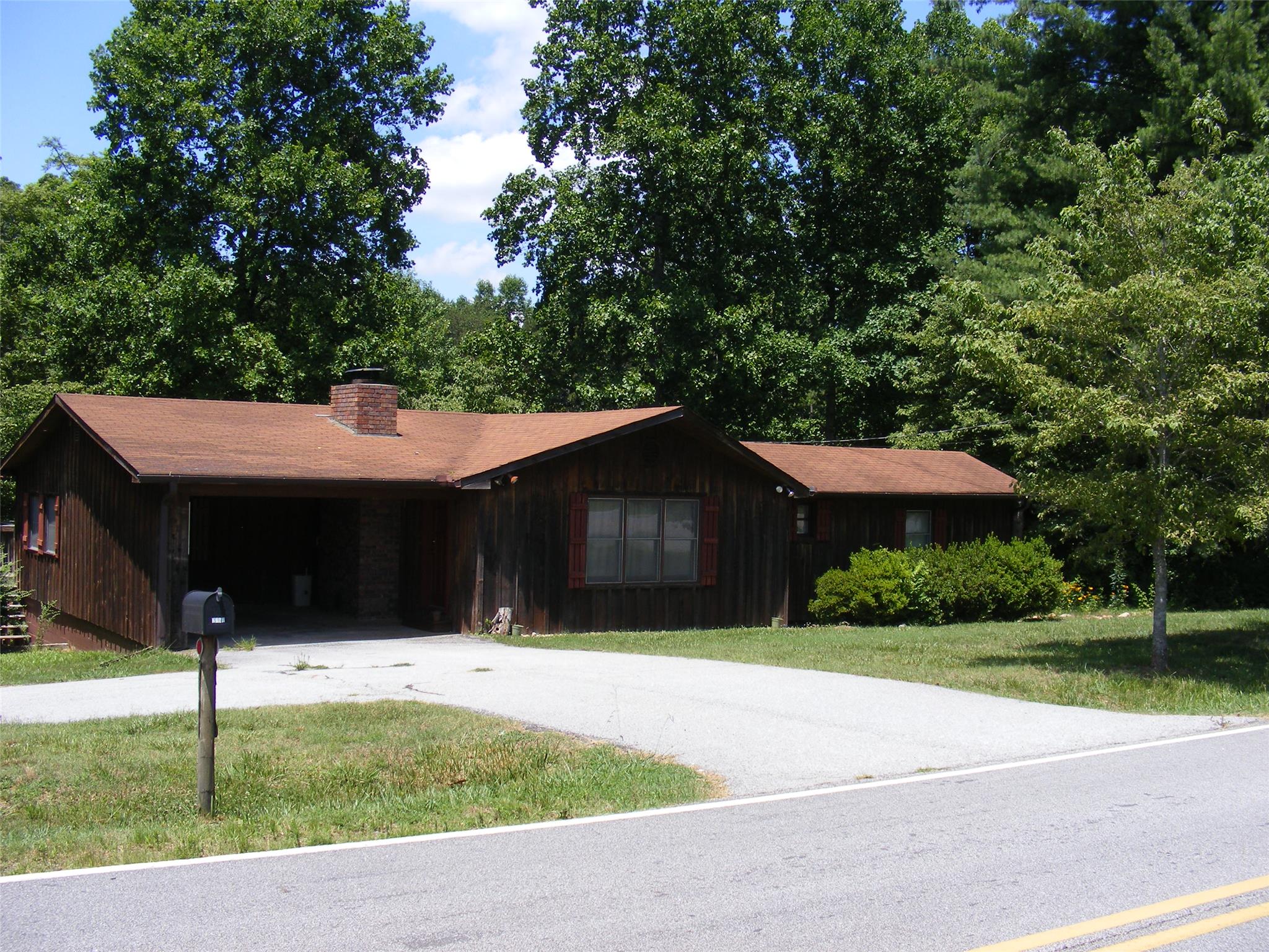 2767 B C Grant Rd, Cornelia, GA 30531 photo 5