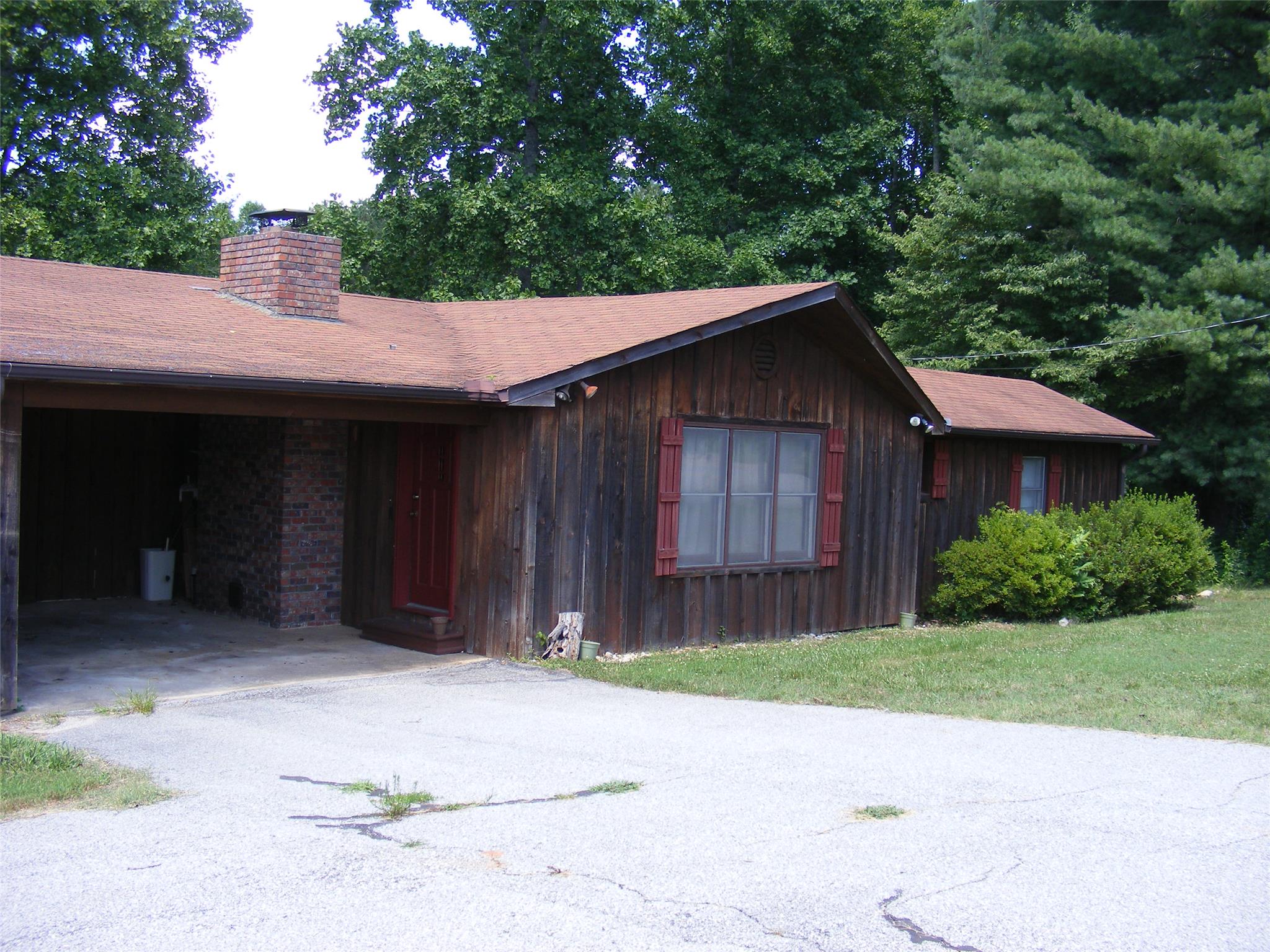 2767 B C Grant Rd, Cornelia, GA 30531 photo 1