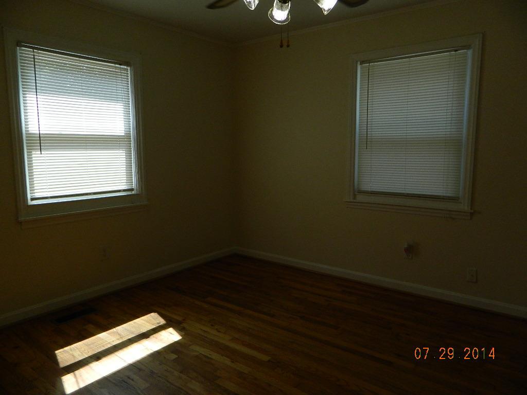 64 N Bowden St, Commerce, GA 30529 photo 12