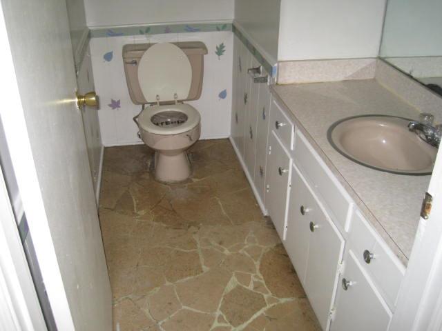 4735 Bloomfield Rd, Macon, GA 31206 photo 9