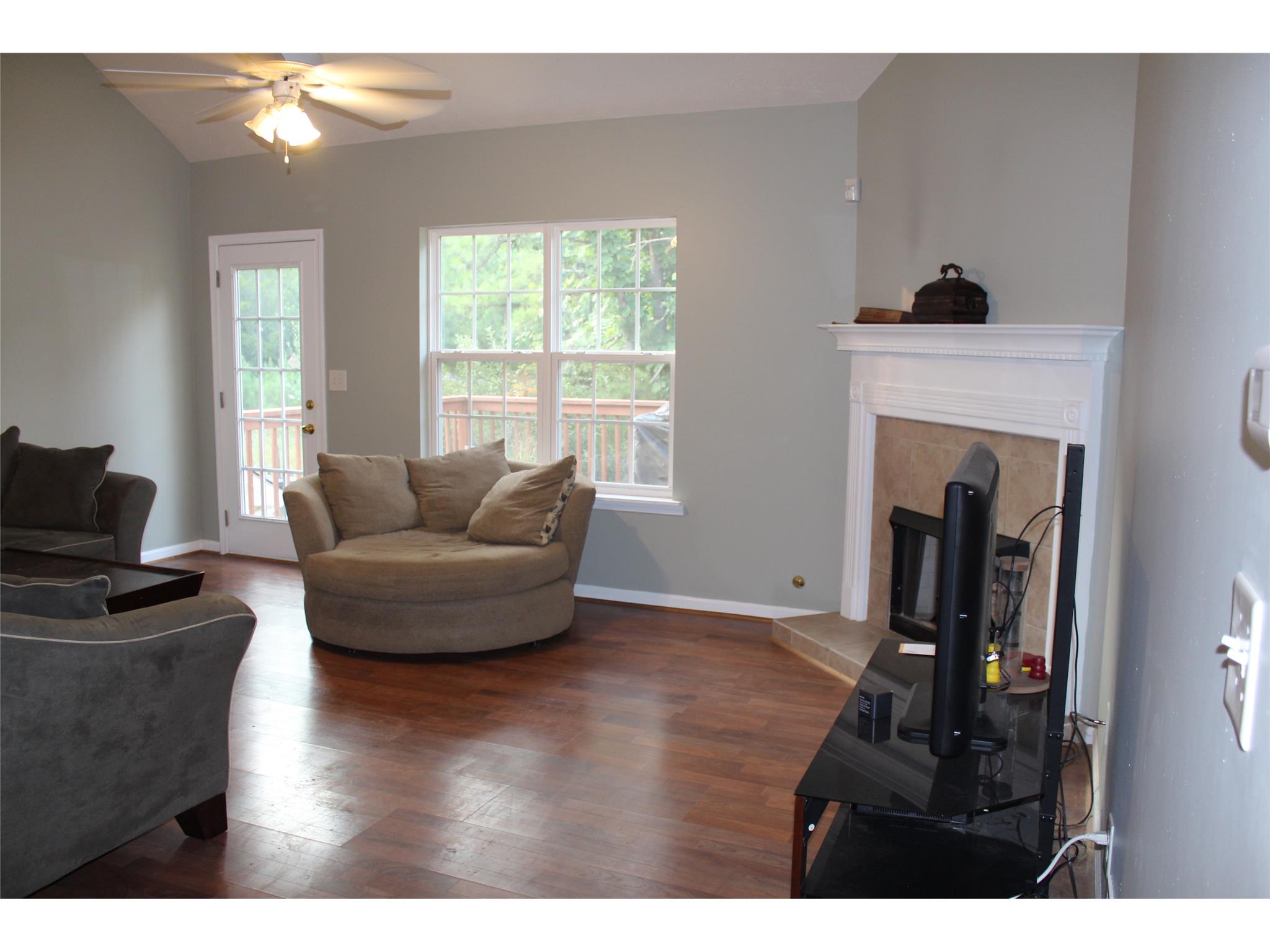 2398 Haynes Trace Dr, Grayson, GA 30017 photo 3