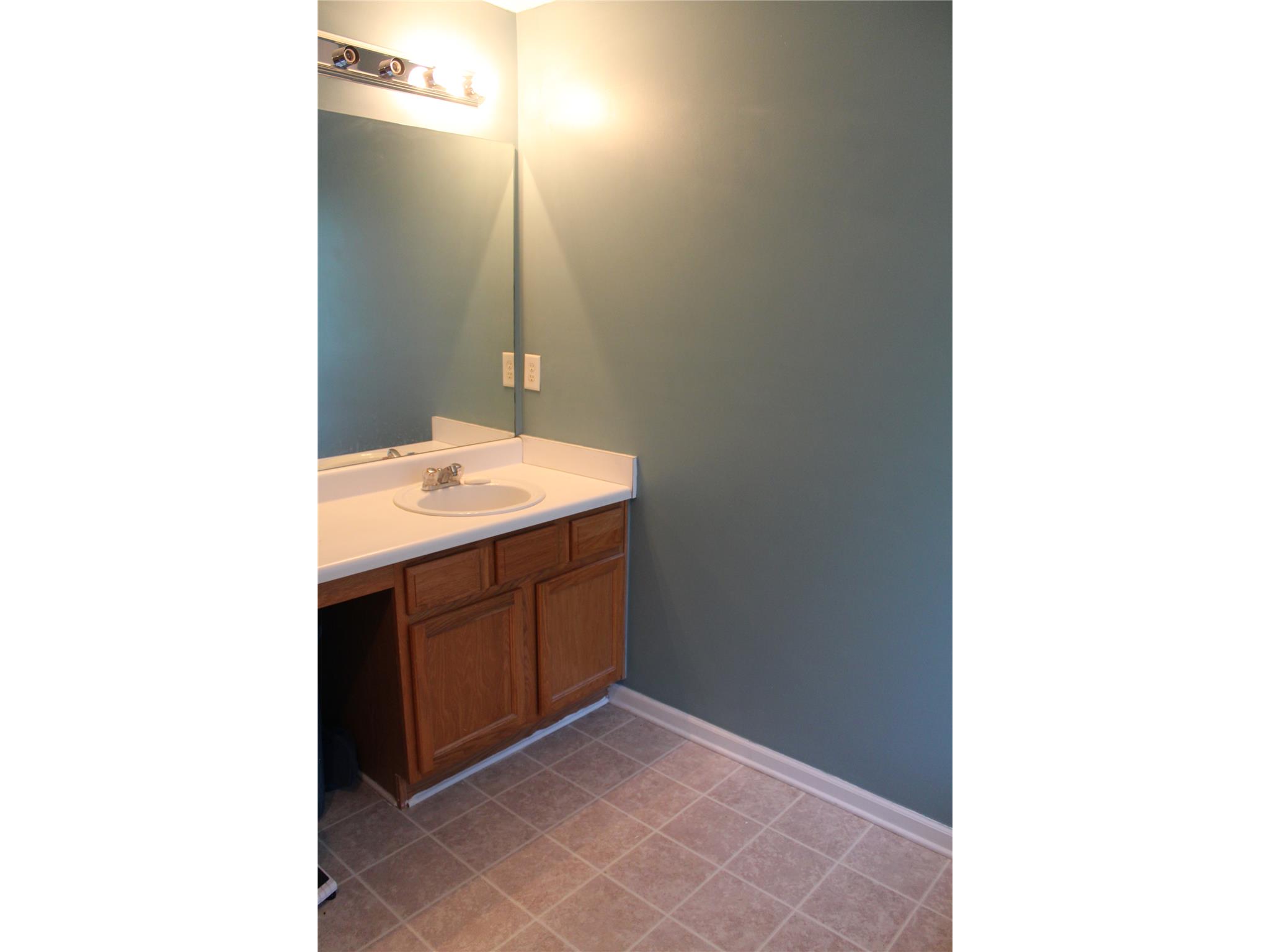 2398 Haynes Trace Dr, Grayson, GA 30017 photo 6