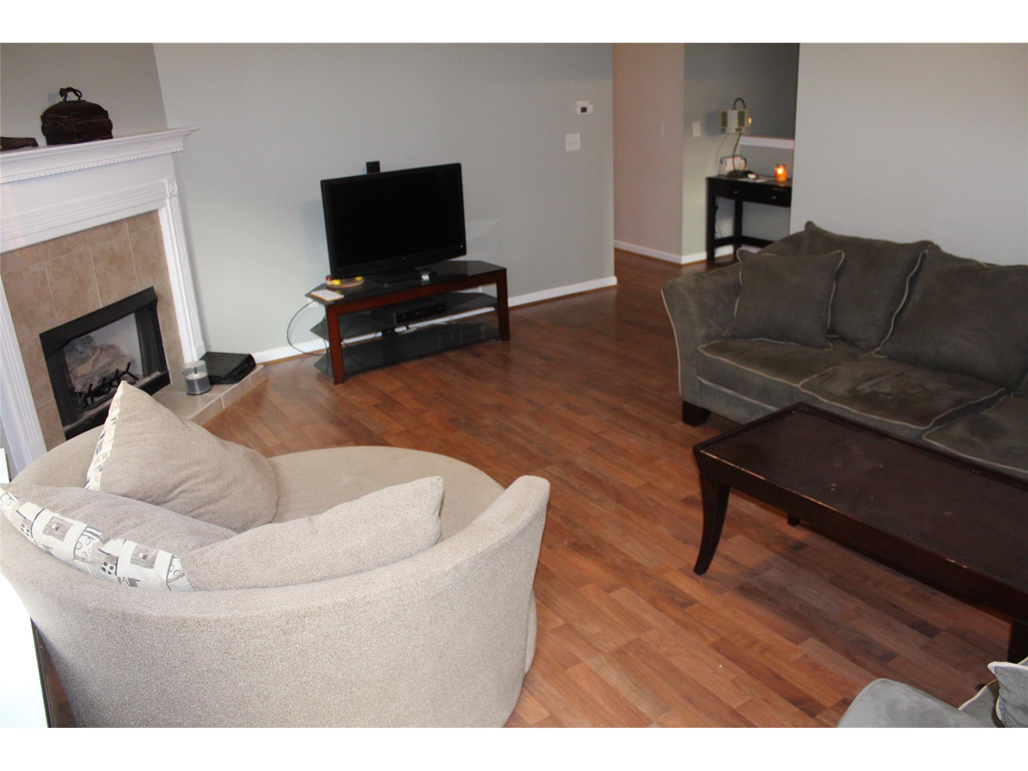 2398 Haynes Trace Dr, Grayson, GA 30017 photo 2