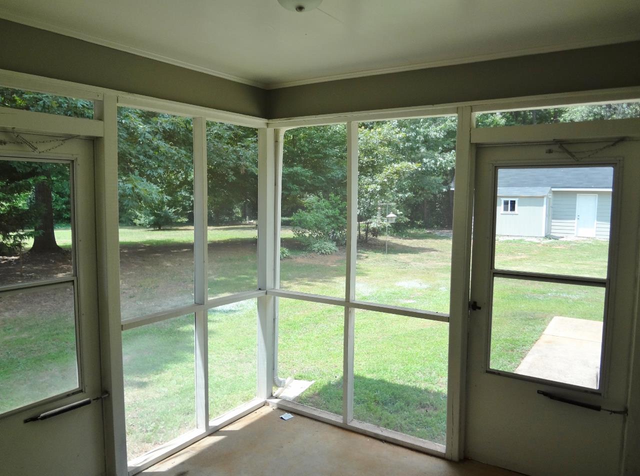 125 Somerset Dr, Covington, GA 30016 photo 9