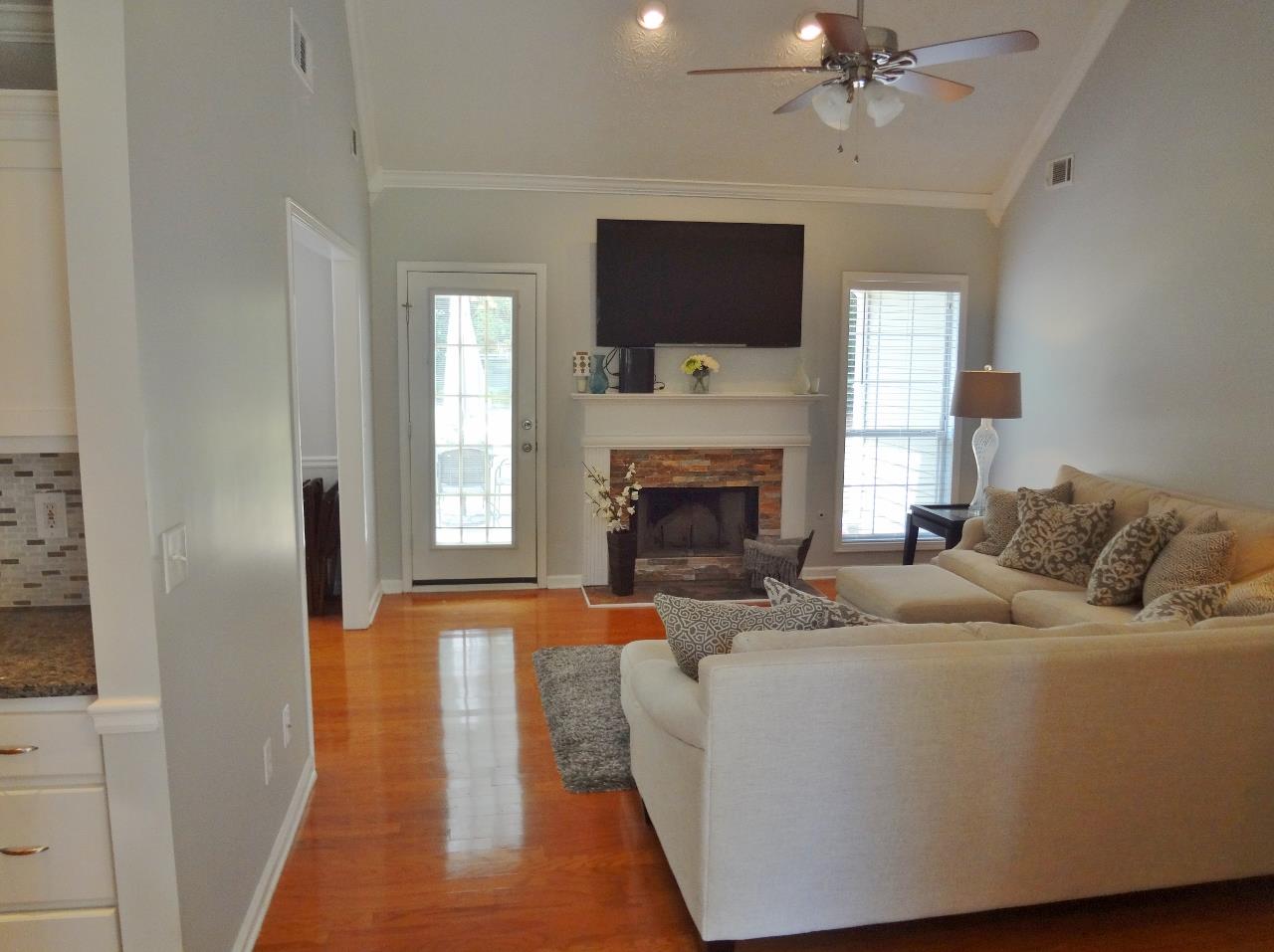 125 Somerset Dr, Covington, GA 30016 photo 2