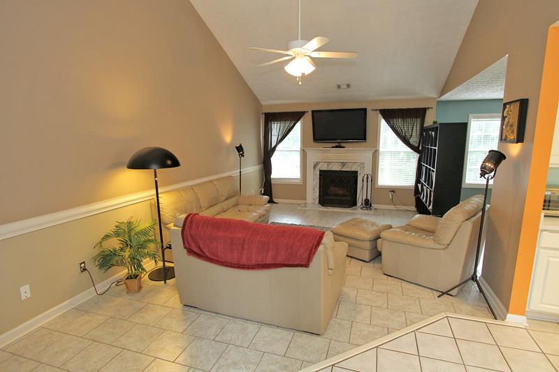 595 Flintlock Dr, Dacula, GA 30019 photo 3