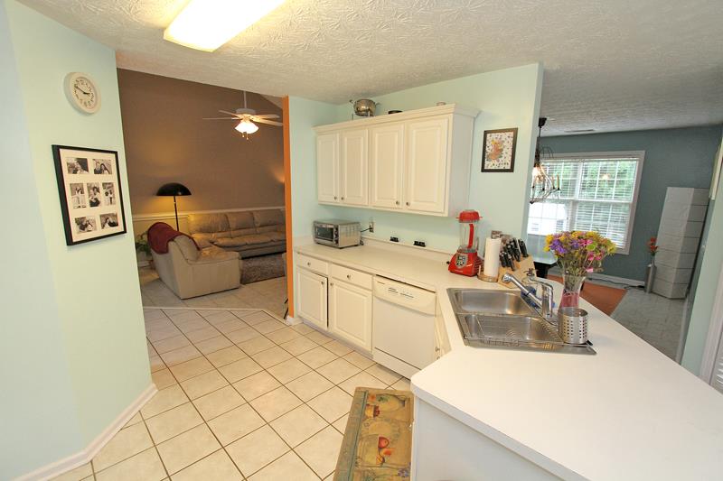 595 Flintlock Dr, Dacula, GA 30019 photo 7
