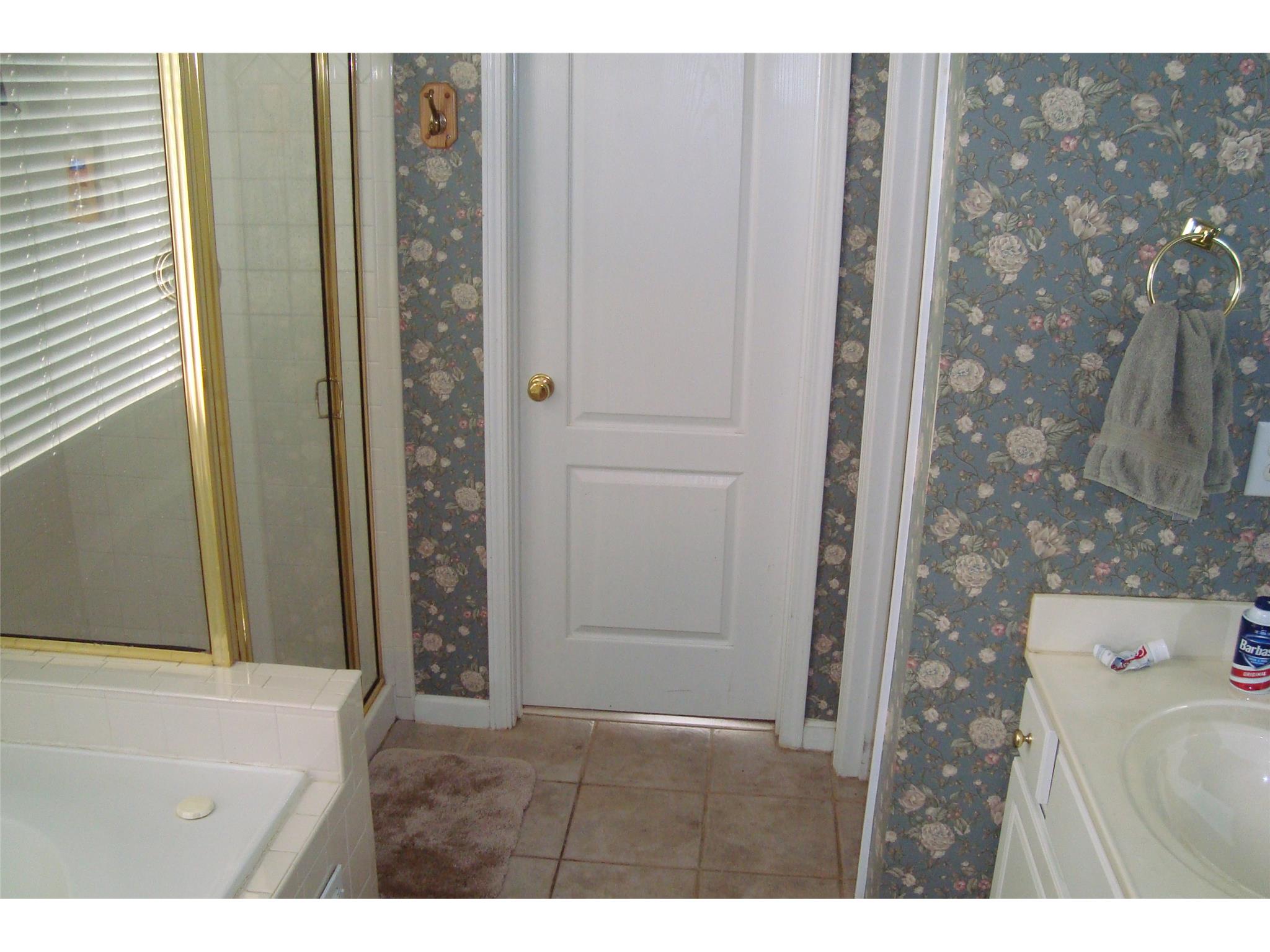 3855 Ridge Point Dr, Suwanee, GA 30024 photo 9
