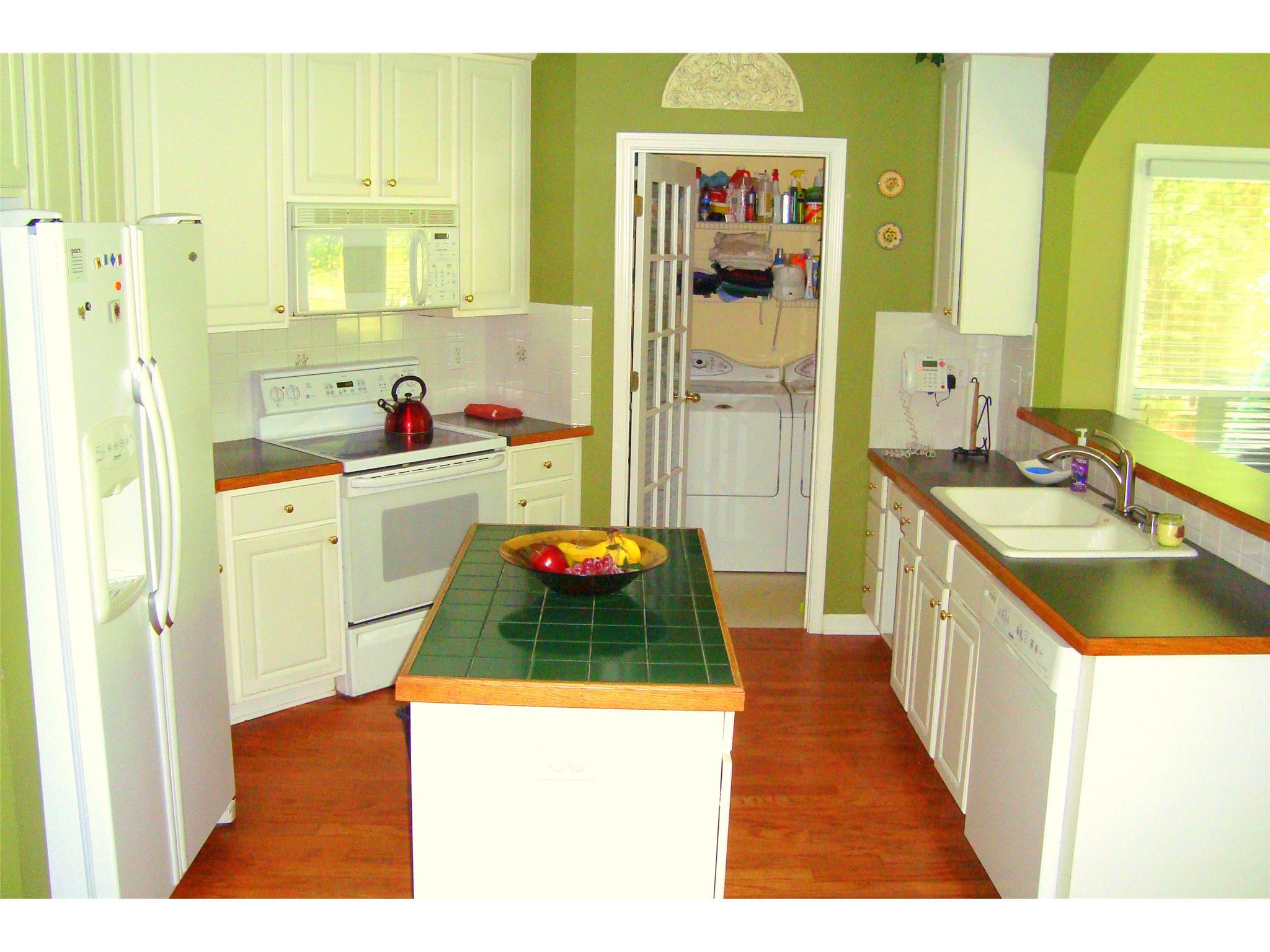 3855 Ridge Point Dr, Suwanee, GA 30024 photo 7