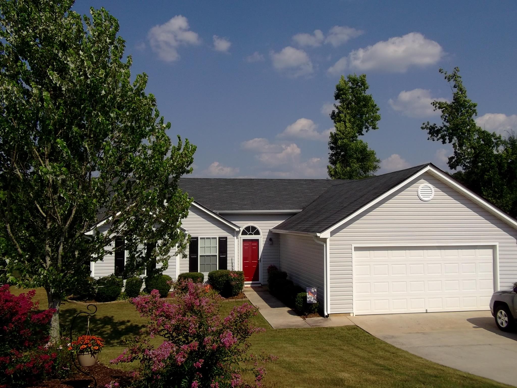 409 Lexington Park Dr, Lagrange, GA 30241 photo 1