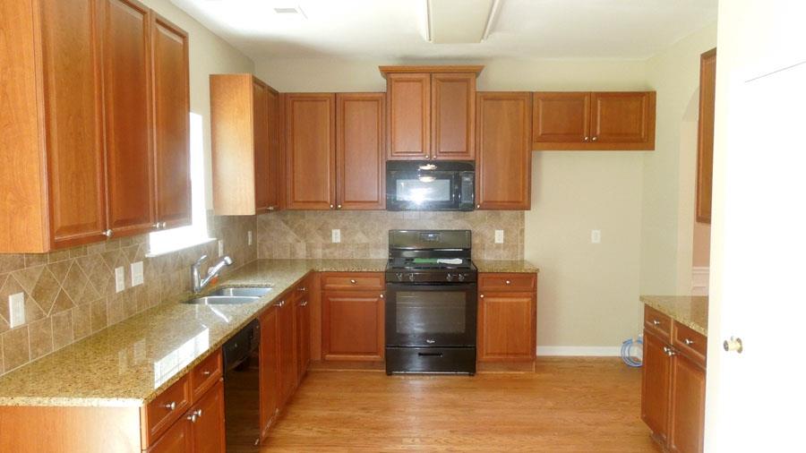 420 Deepstream Xing, Canton, GA 30115 photo 5