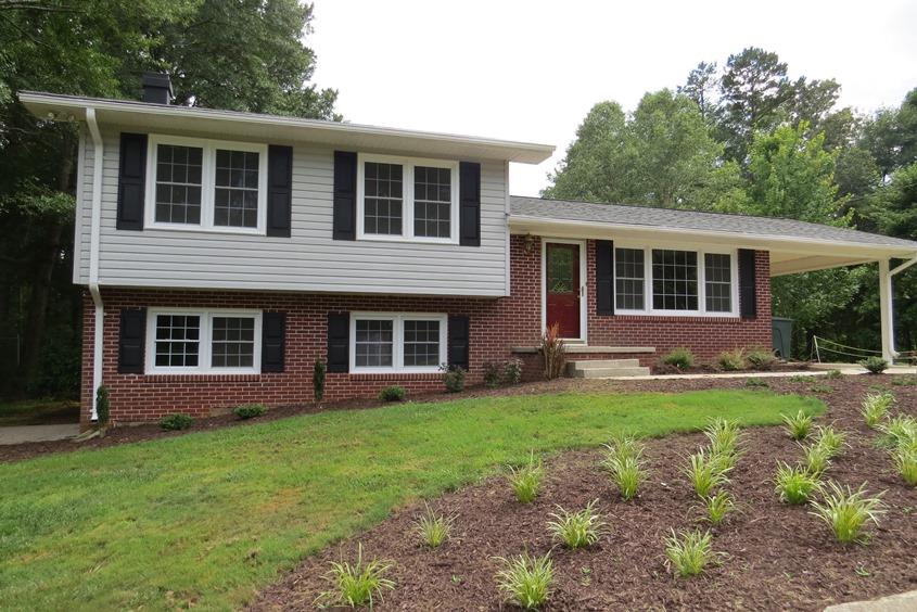 295 Scenic Dr, Toccoa, GA 30577 photo 1