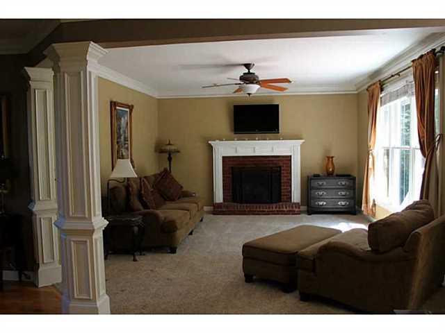 1050 Hillside Pine Dr, Grayson, GA 30017 photo 7