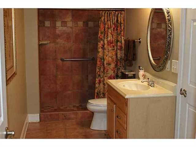1050 Hillside Pine Dr, Grayson, GA 30017 photo 21