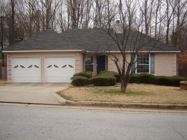 6357 Breckenridge Run, Rex, GA 30273 photo 1