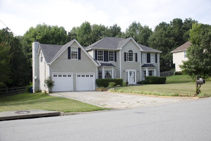 1900 Rocksram Dr, Buford, GA 30519 photo 1