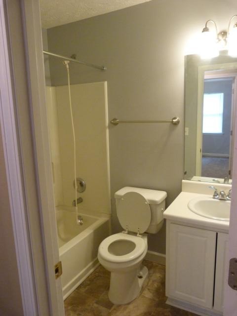 201 Greenleaf Dr, Hampton, GA 30228 photo 11