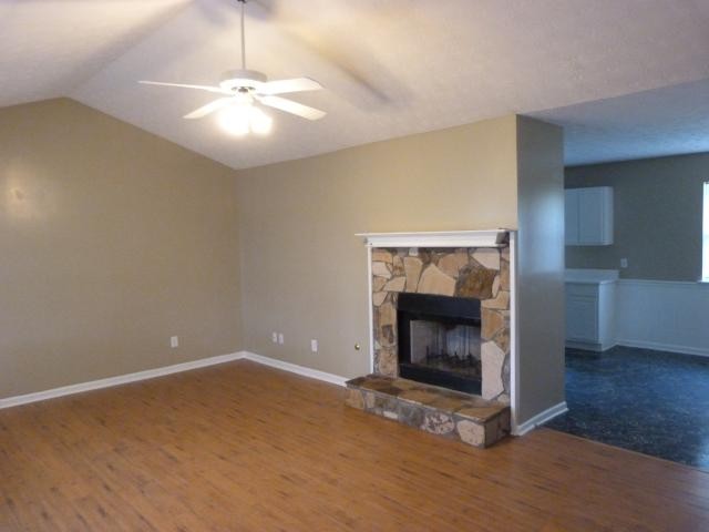 201 Greenleaf Dr, Hampton, GA 30228 photo 5