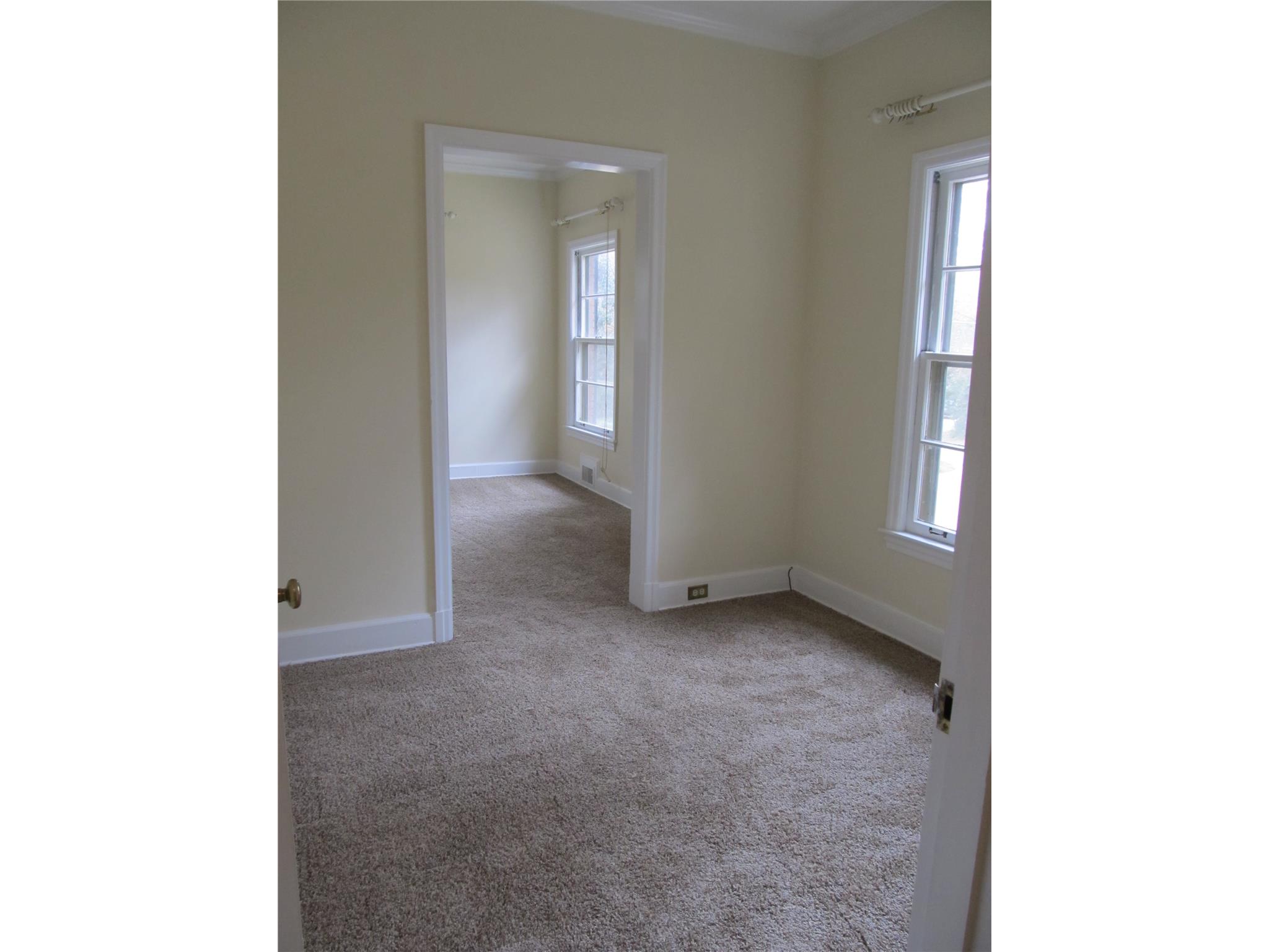 727 Larose Ter, Lagrange, GA 30240 photo 13