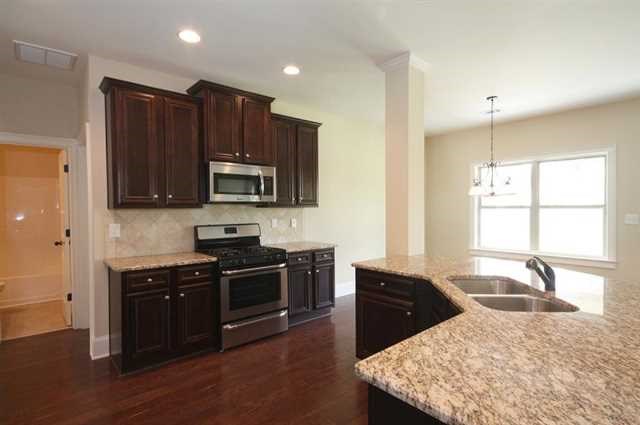 709 Flag St, Canton, GA 30114 photo 7