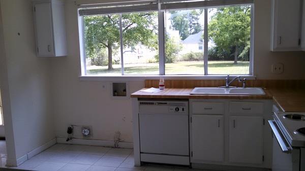 11212 Shannon Cir, Hampton, GA 30228 photo 6