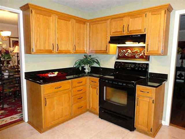 1721 Tipperary Cir, Monroe, GA 30656 photo 5