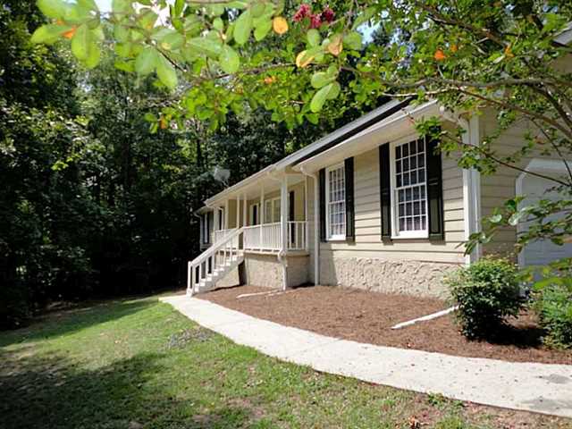 1721 Tipperary Cir, Monroe, GA 30656 photo 3